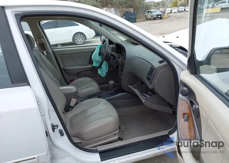 2006 Hyundai Elantra Gls/Limited from USA, damaged, VIN KMHDN46D96U289509